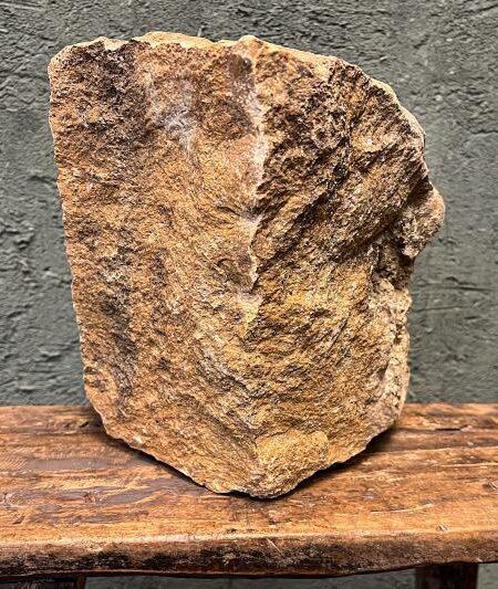 Hoek Rocks Earth Stone  